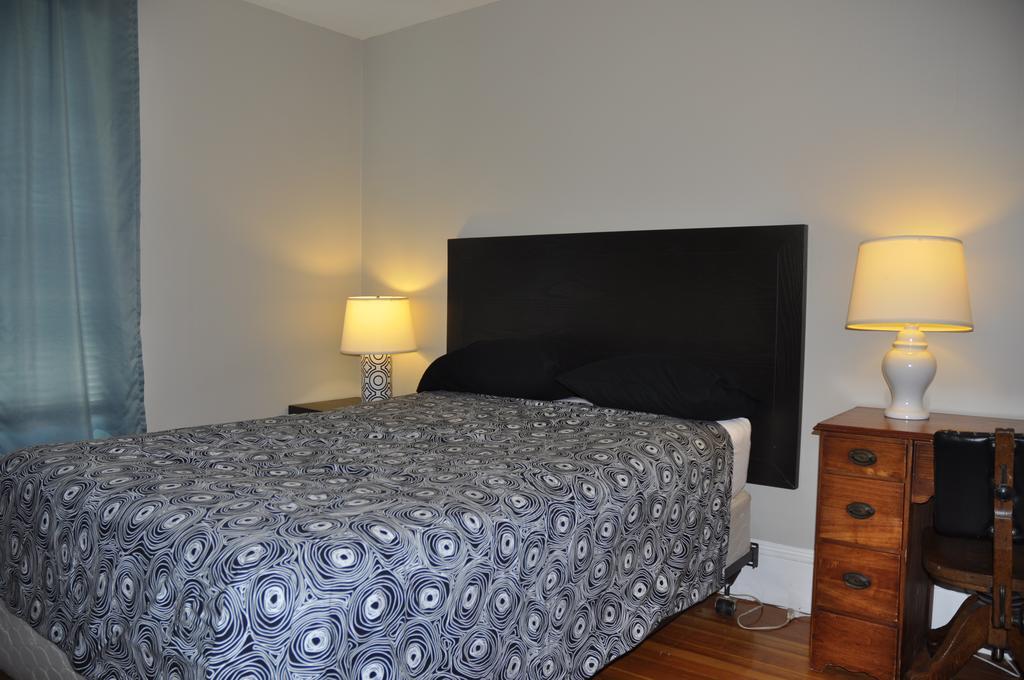 Moncton Suites - Apartments Across Georges Dumont 外观 照片