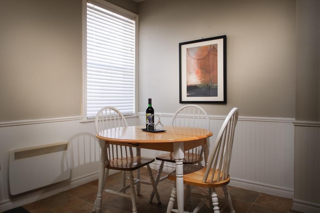 Moncton Suites - Apartments Across Georges Dumont 外观 照片