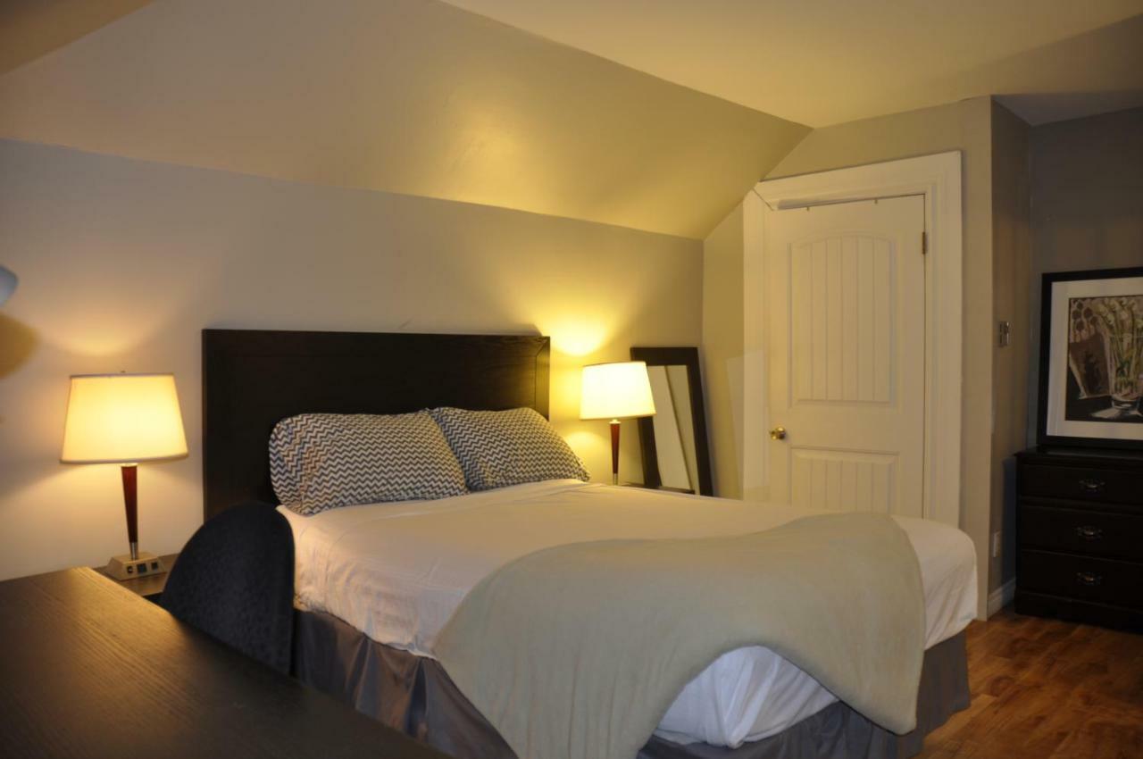 Moncton Suites - Apartments Across Georges Dumont 外观 照片